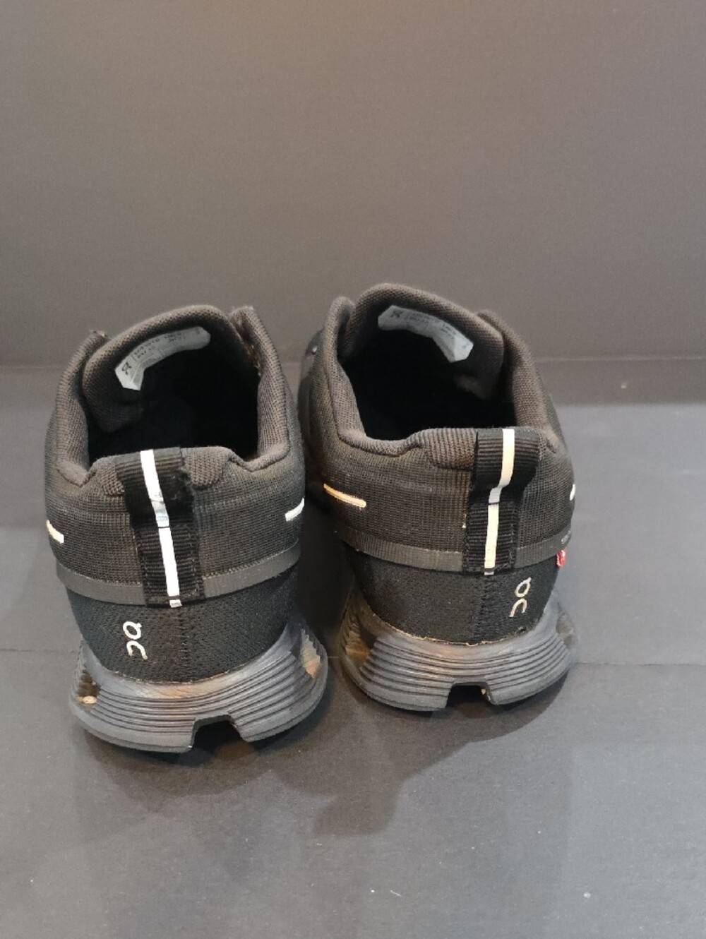 On Running Cloud 6 Women’s Running Shoes - Black Size 10 - Picture 6 of 10